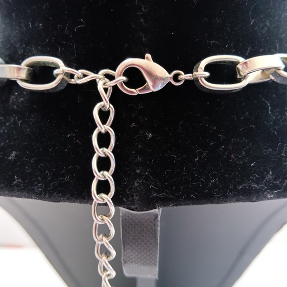 CLEARANCE SALE!! Elegant Baby Blue Beaded Necklace with Crystal Bead - Picture 5 of 7